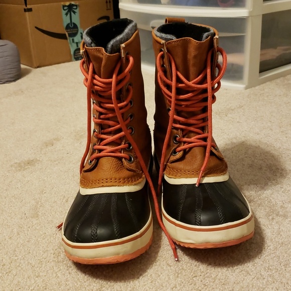 Sorel waterproof duck boots 40 - Picture 1 of 8
